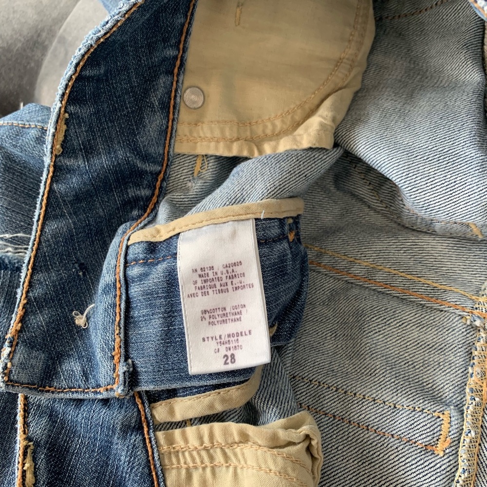 Guess Shorts - Picture 3 of 4